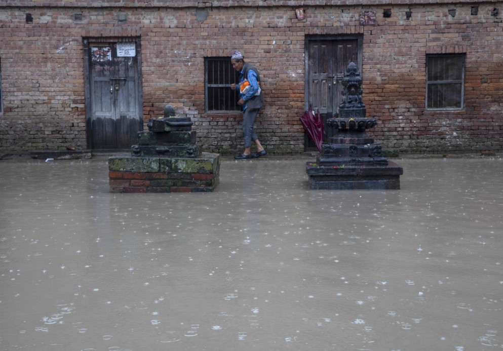 Nepal’de sel ve toprak kayması: 14 ölü