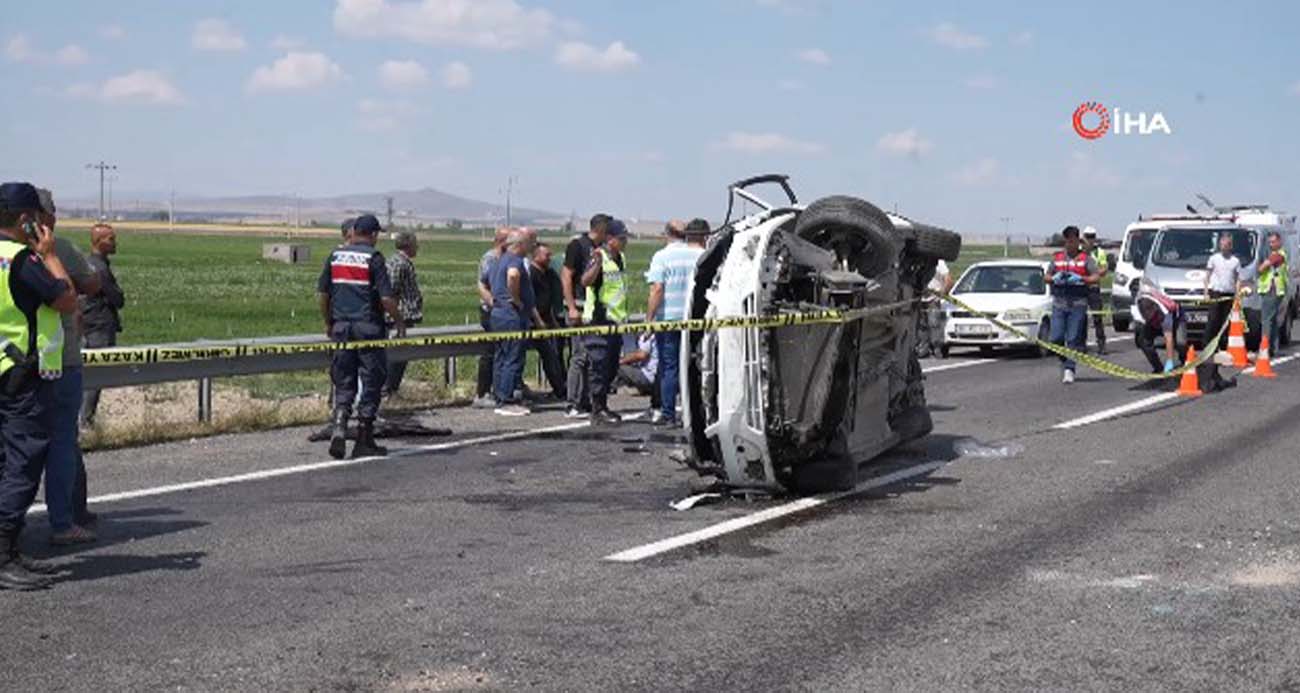 Otomobil takla atıp karşı şeride geçti: 2 ölü, 2 yaralı