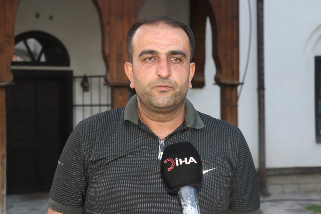 Darbecilerin kullandığı ZPT aracını güvenli alana çeken Mustafa Özbey o günleri unutamıyor