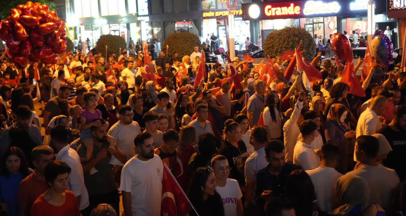 15 Temmuz&#039;da tüm Türkiye tek yürek!