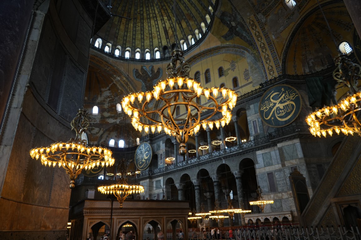 Ayasofya Camii'ni gelecek nesillere taşıyacak değişimler yapıldı