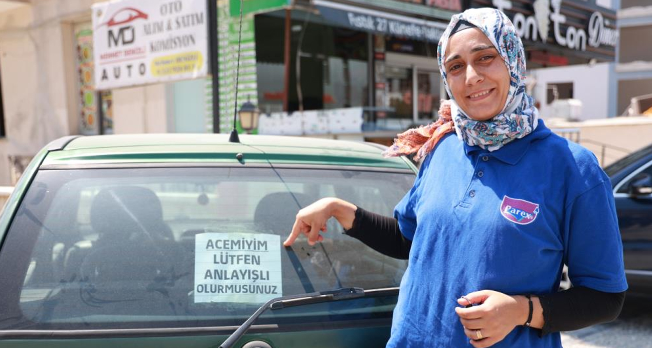 Acemi şoför bu not sayesinde korkusunu yendi