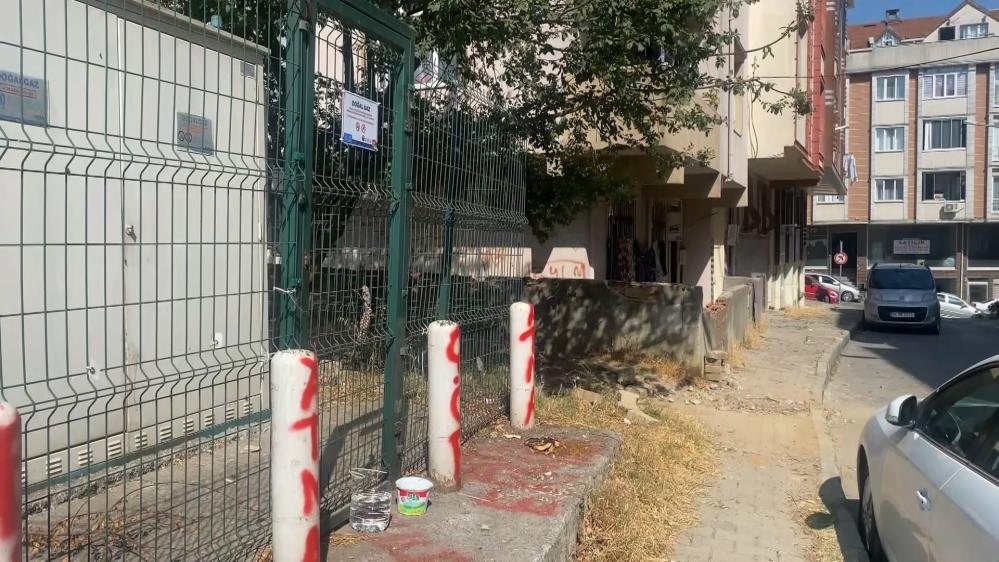 Arnavutköy’de açıkta kalan elektrik kablolarına BEDAŞ’tan şaşırtan çözüm