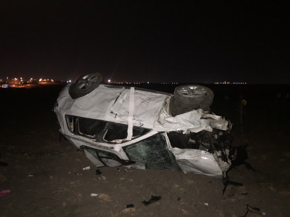 Domuza çarpan otomobil takla attı: Genç eczacı hayatını kaybetti