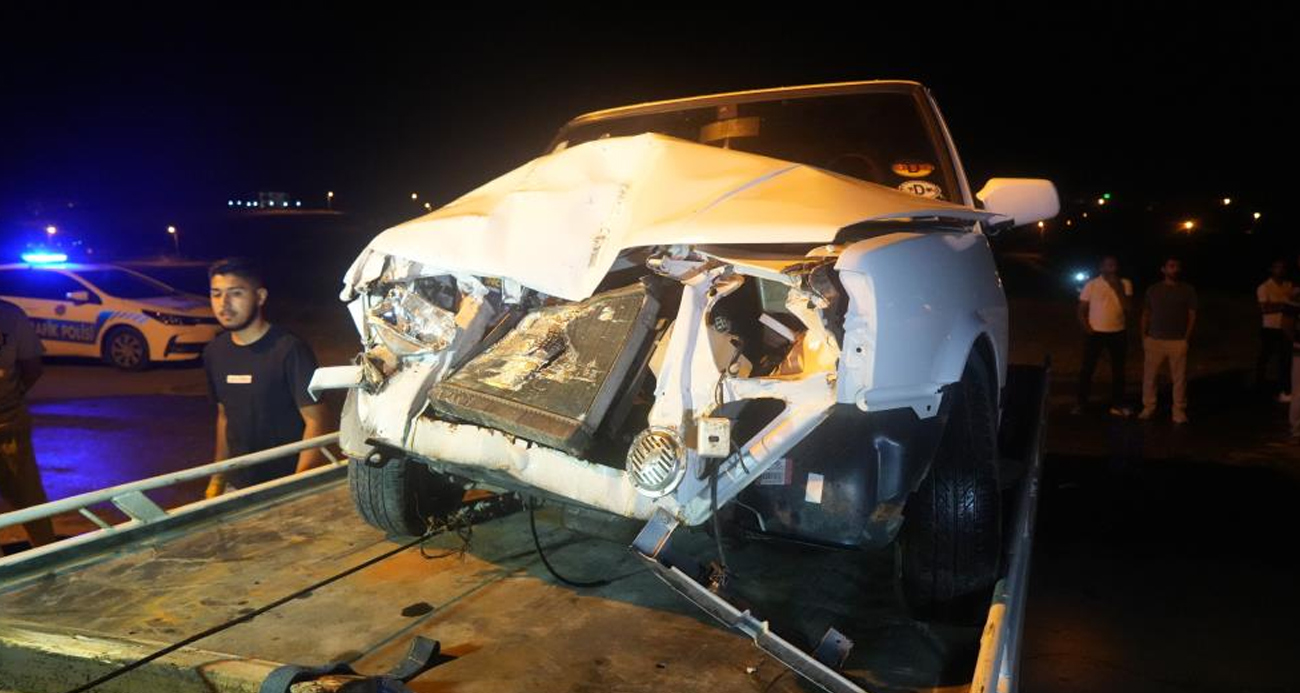 Otomobil ile üç tekerlekli motosiklet çarpıştı: 6 yaralı