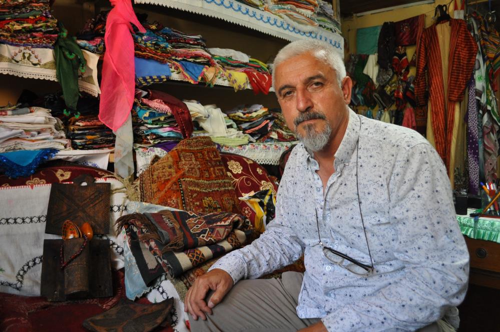 Değeri bilinmeyen Osmanlı antikalarına çöpler ve hurdacılar aracılığıyla ulaşıyorlar