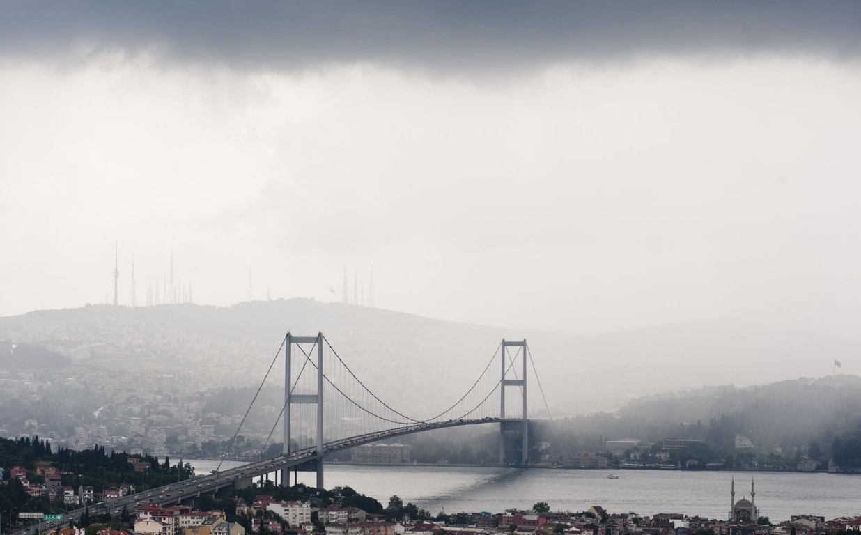 İstanbul’da gök gürültülü sağanak yağış bekleniyor