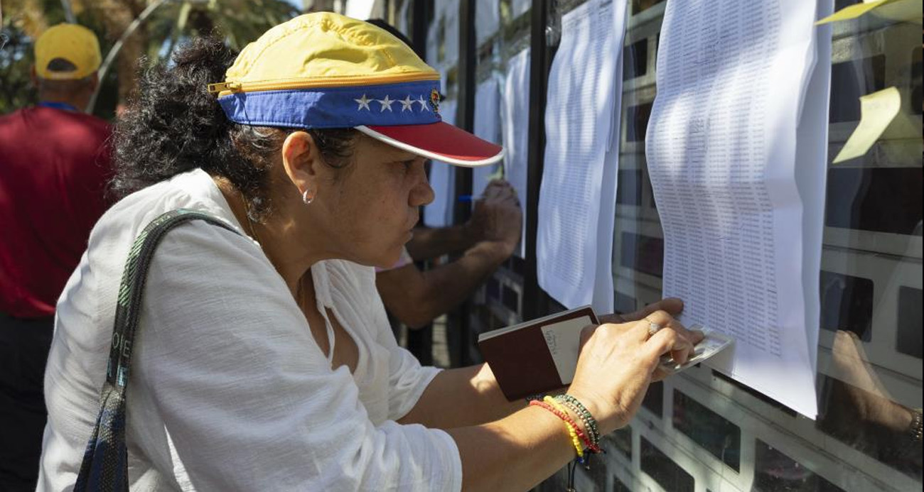 Venezuela’daki başkanlık seçiminde sandık çıkış anketi sonuçları gelmeye başladı