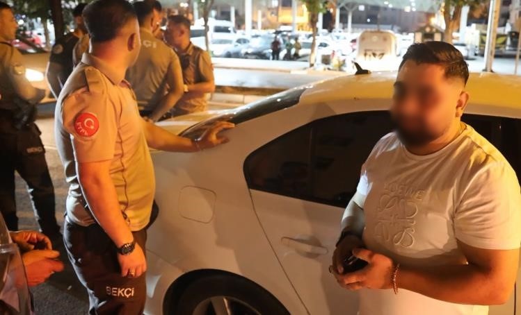 Kurusıkı tabancayla yakalanan şahıs gözaltına alındı