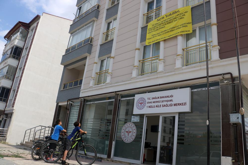 Kiraladığı mülkünü geri alamayan gurbetçiden pankartlı feryat