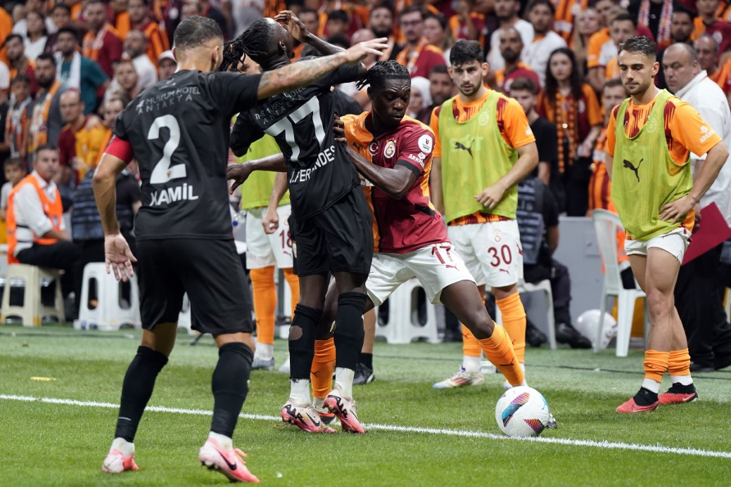 Trendyol Süper Lig: Galatasaray: 2 - Hatayspor: 1 (Maç sonucu)