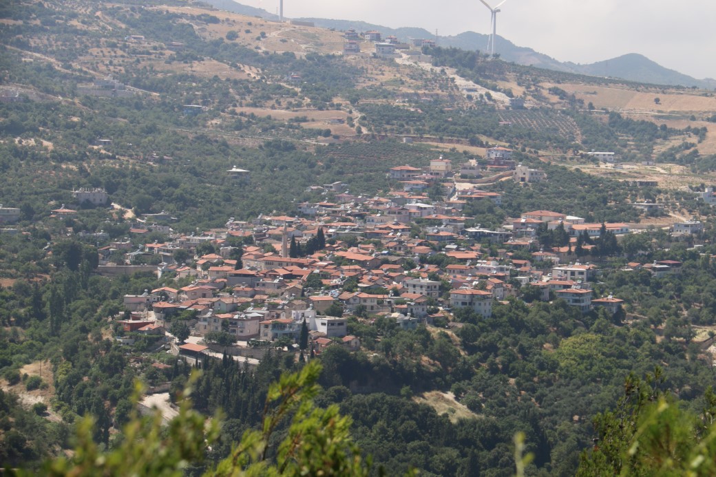 800 kişinin yaşadığı mahallenin nüfusu, depremle birlikte 10 kat arttı