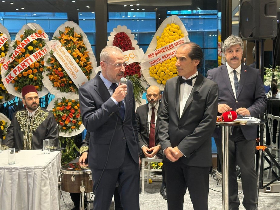 Osmanoğlu ve Öztürk ailelerinin mutlu günü