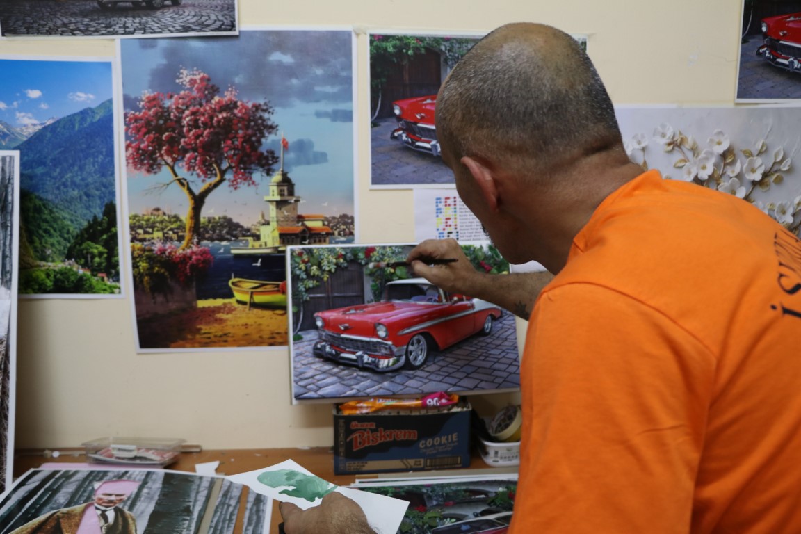 Yeteneğini cezaevinde keşfetti