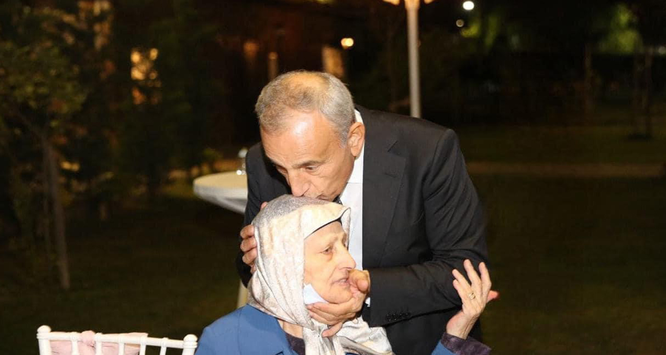 Küçükçekmece Belediye Başkanı Kemal Çebi’nin annesi hayatını kaybetti