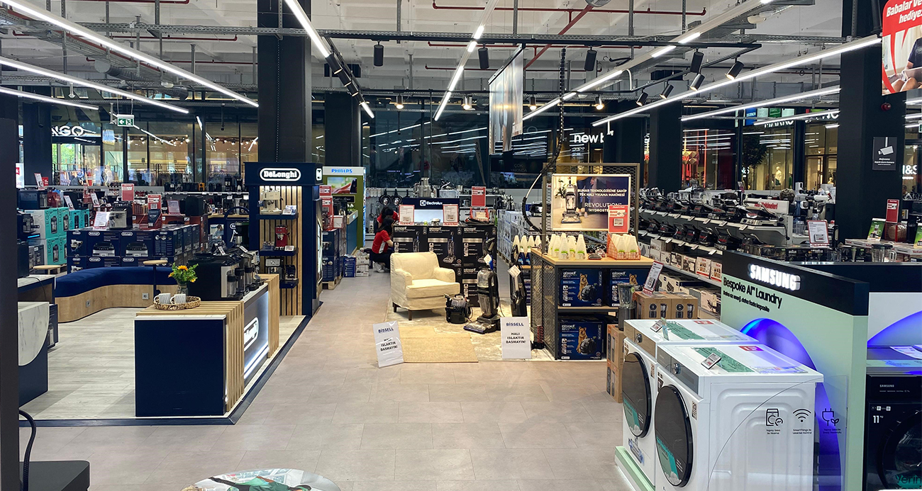 MediaMarkt İstanbul'daki mağazalarını görme engelliler için daha erişilebilir hale getirdi