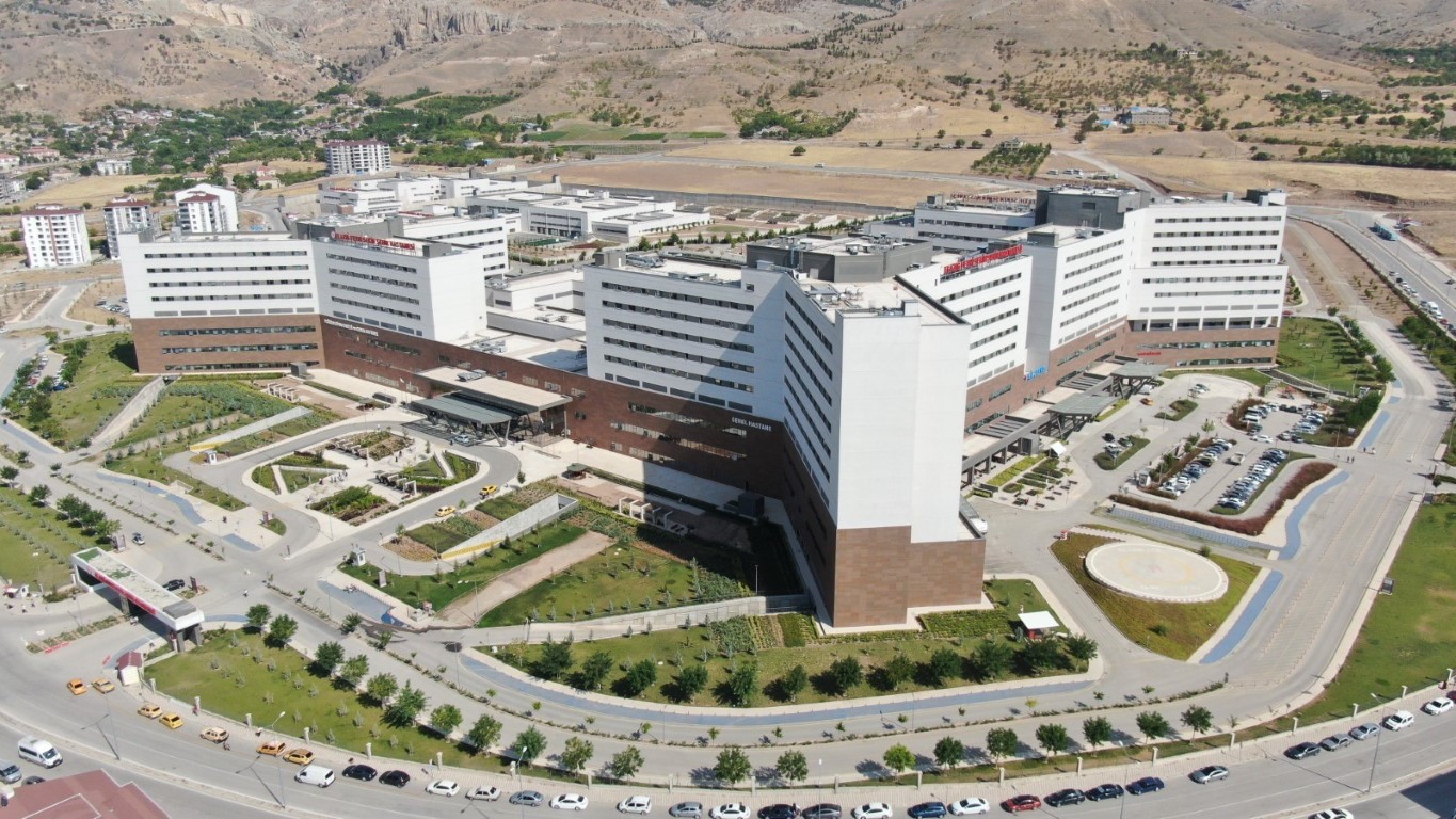 Elazığ Fethi Sekin Şehir Hastanesinde 6 yılda 11 milyon hasta tedavi edildi