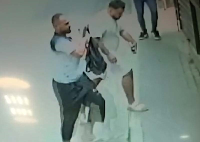 Bursa’da akıl almaz olay: Kiralık aracı satamayınca para dolu çantayı alıp kaçtılar