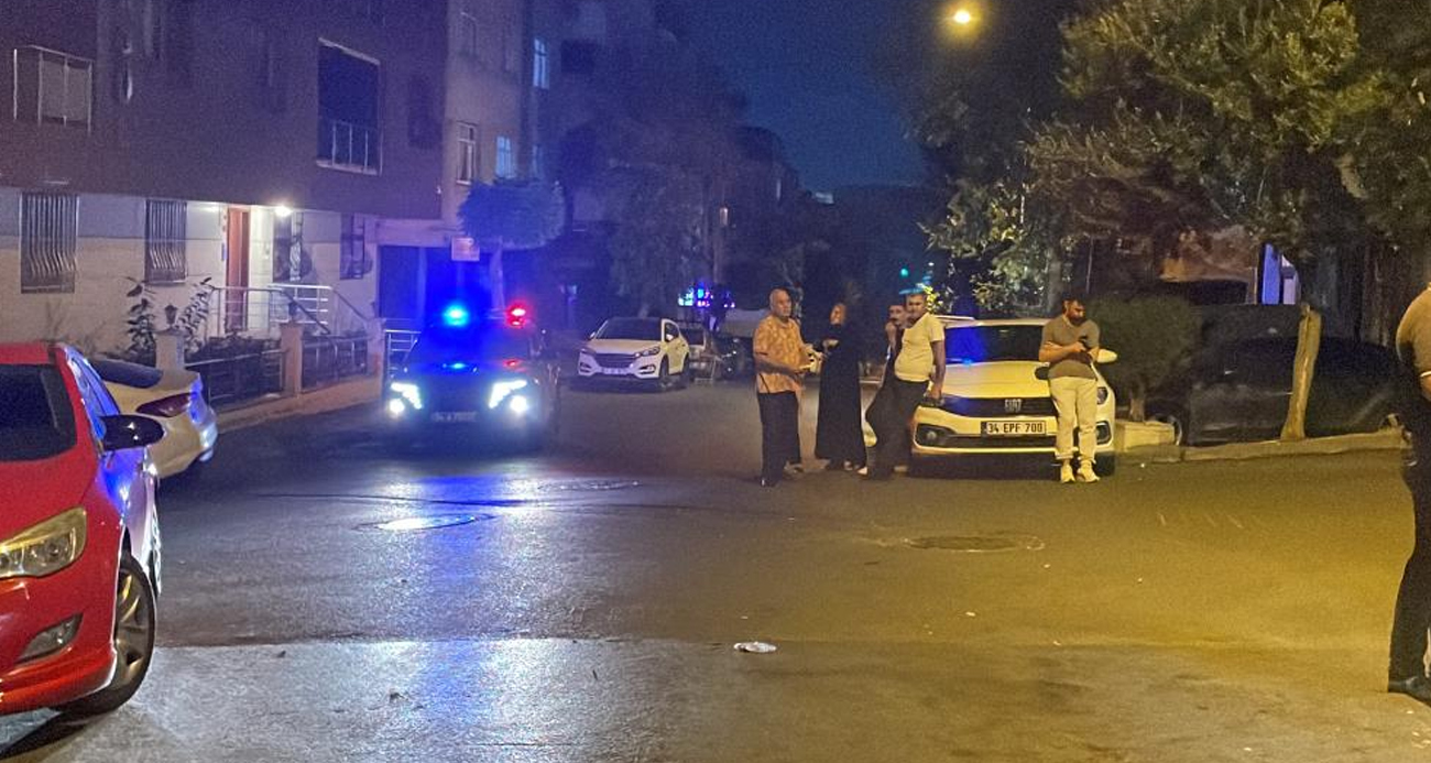 Bayrampaşa’da gasptan kaçan kişinin sığındığı markete saldırı: 4 yaralı