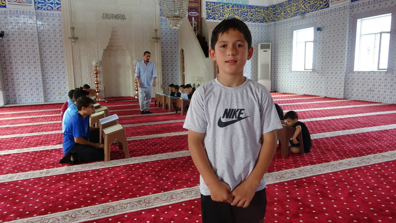 10 yaşındaki çocuktan cuma hutbesi