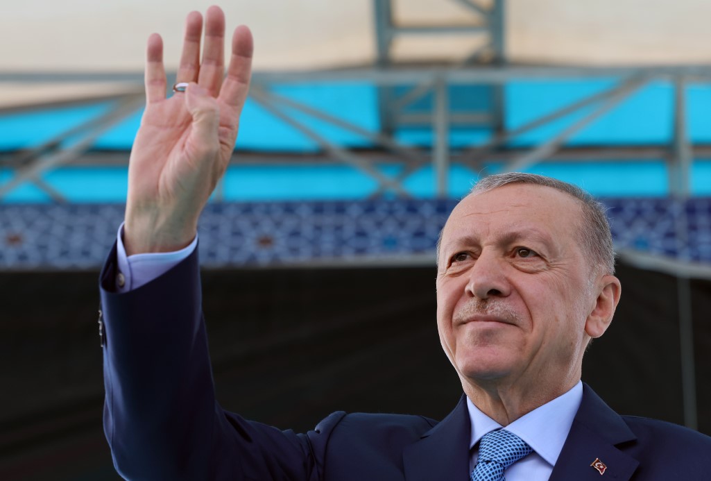 Cumhurbaşkanı Erdoğan: "Terör sopasıyla siyasetin dizayn edildiği, toplumun hizaya sokulduğu, ülkemize istikamet çizildiği günler geride kalmıştır"