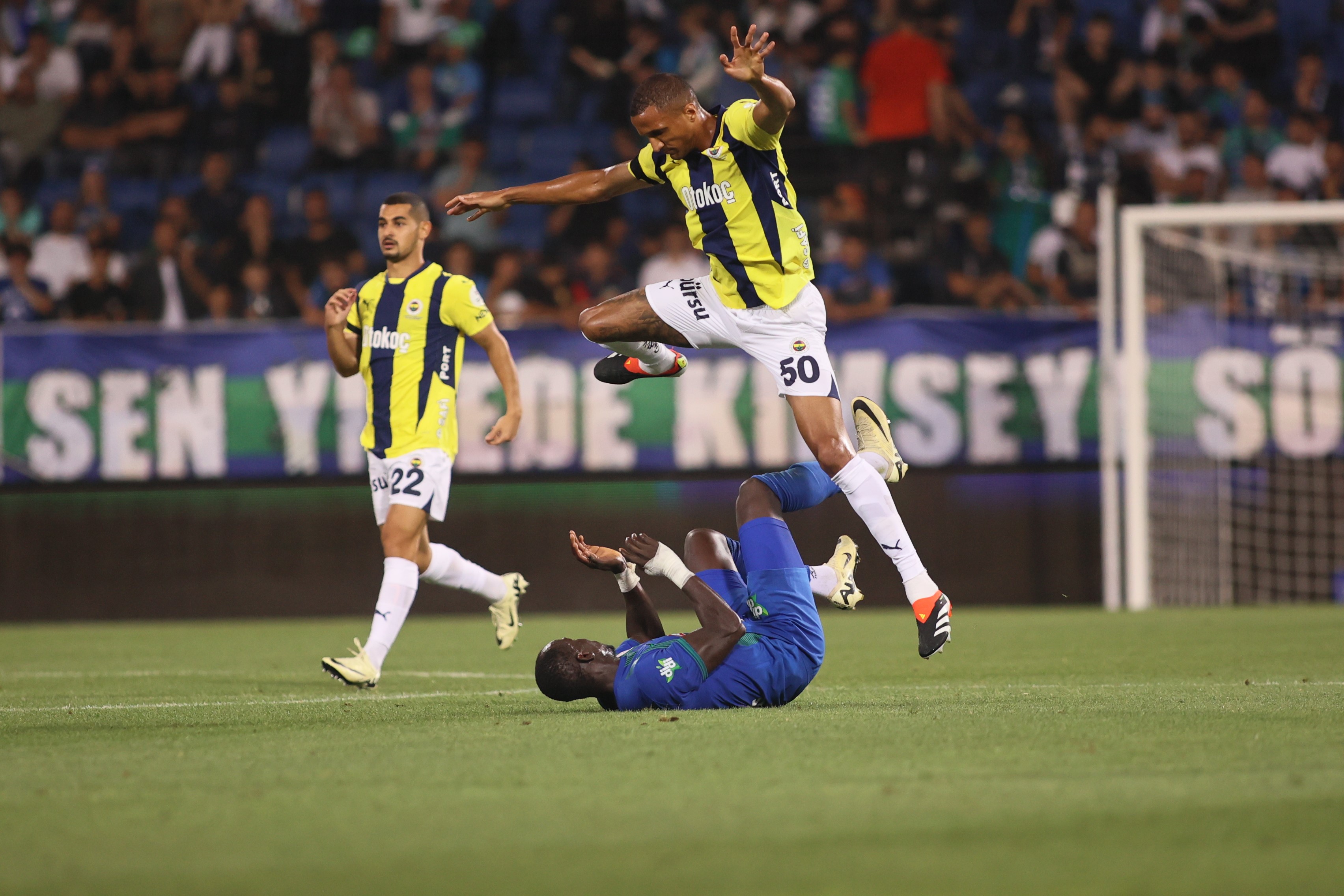 Fred maça damga vurdu! Fenerbahçe, Rize'de 5 golle kazandı