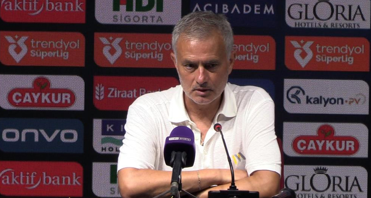 Jose Mourinho: “Bugün biz onları iyi değilmiş gibi gösterdik ama aslında iyi bir takım"