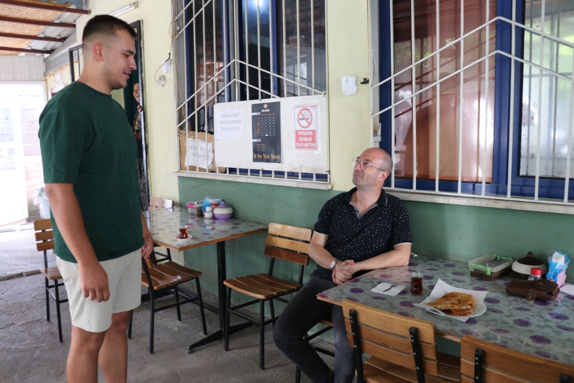 Müşterileri şaşırtan sipariş: İşletmeye giren müşteriler ne isterse iki katı geliyor