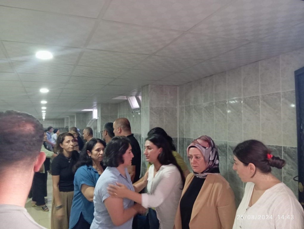 DEM’li Milletvekili Oduncu, teröristin taziyesine katıldı