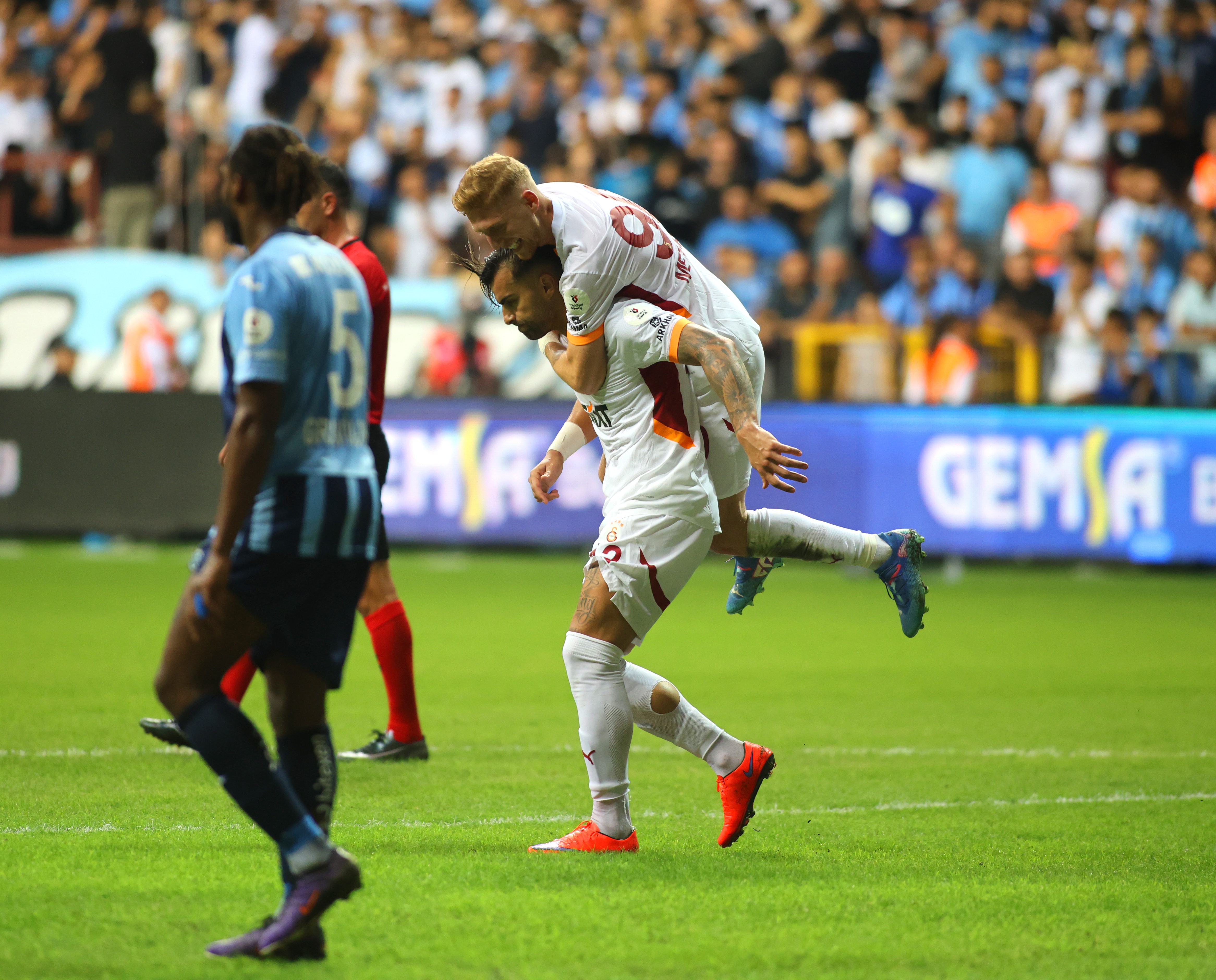 Aslan rahat kazandı! Galatasaray gol olup yağdı