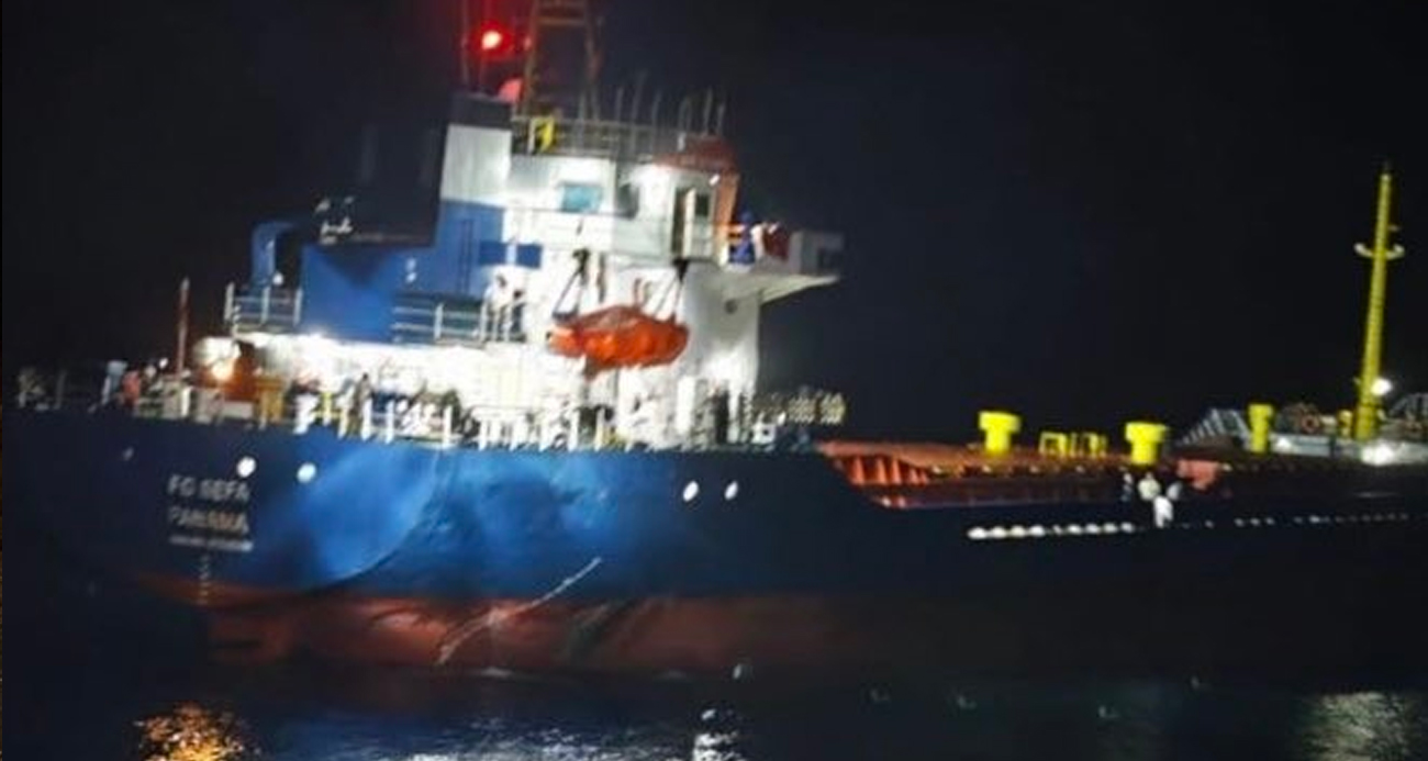 Çanakkale Boğazı’ndan geçen kuru yük gemisi makine arızası yaptı