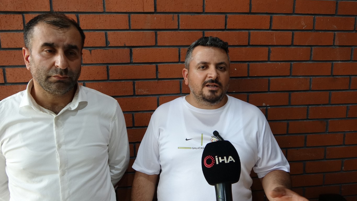 Pendik’te börekçide yaşanan kavganın başlama anlarına ait görüntüler ortaya çıktı