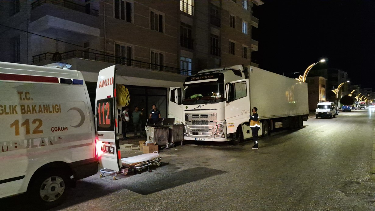 Ailesinin haber alamadığı genç, park halindeki tırda ölü bulundu