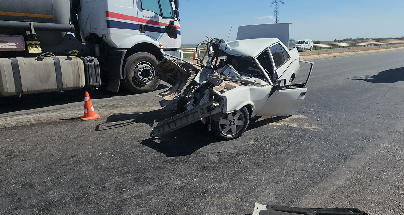 Hurdaya dönen Fiat Tofaş 1 kişiye mezar oldu