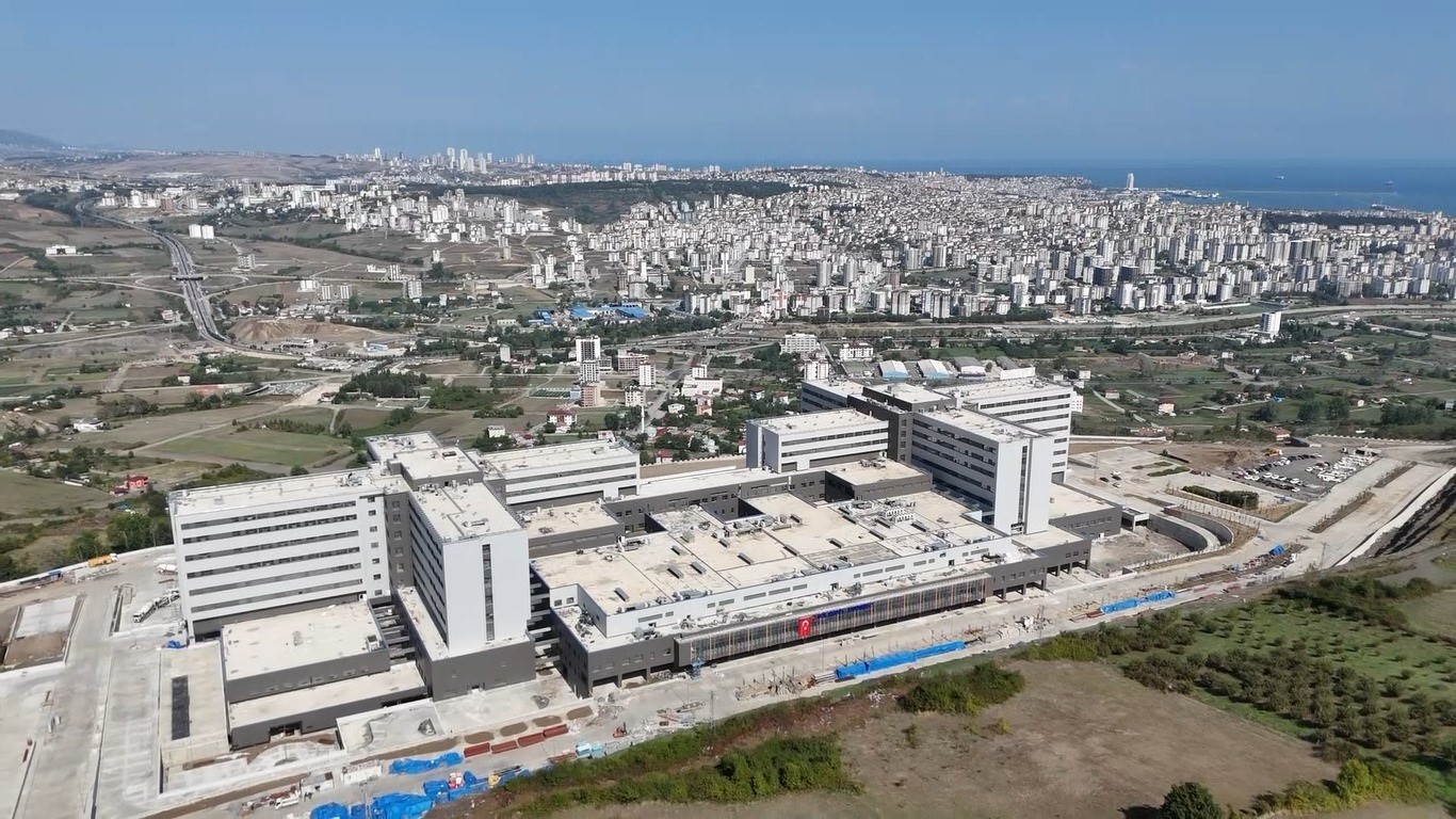 Samsun Şehir Hastanesi'nin tamamlanan birçok alanı hizmet vermeye hazır hale geldi