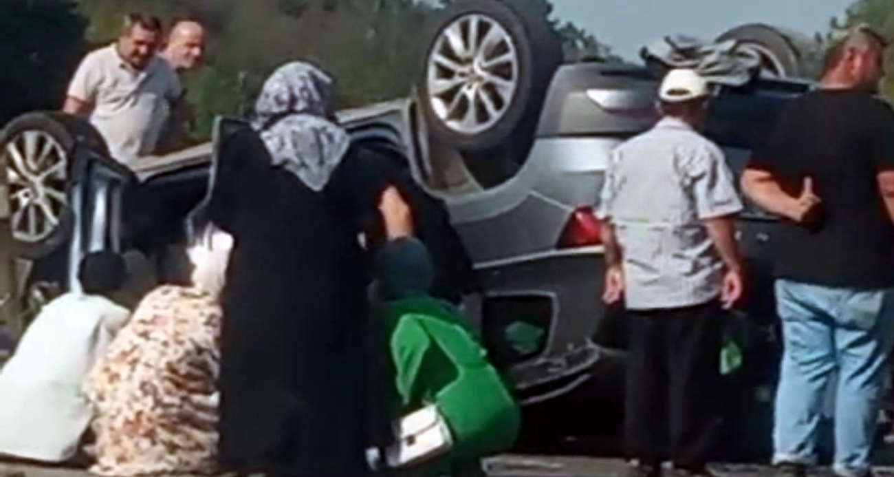 D-650’de otomobil ile çarpışan cip takla attı: 8 yaralı