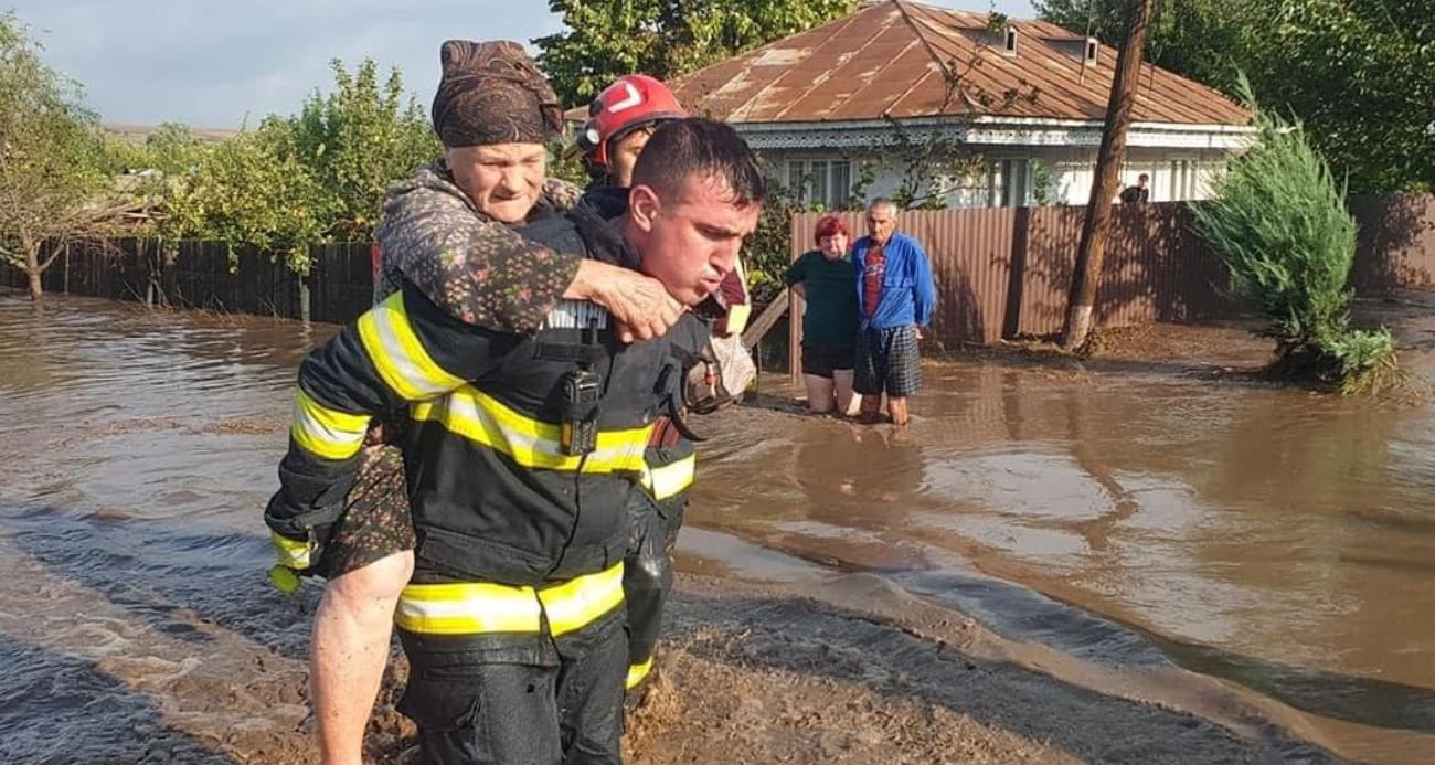 Romanya'da sel: 4 ölü