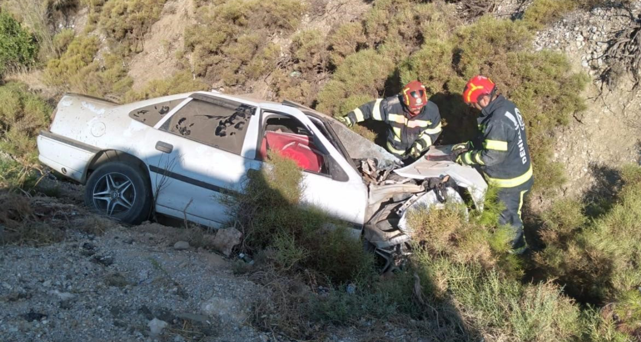 Denizlili yeni evli çift balayı dönüşü kaza yaptı; 1 ölü 1 yaralı