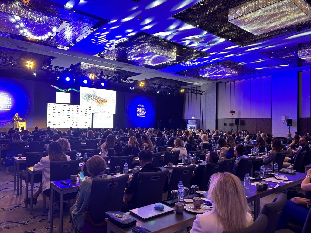 Sağlıklı yaş almanın geleceği Pure Health Science Summit’te ele alındı