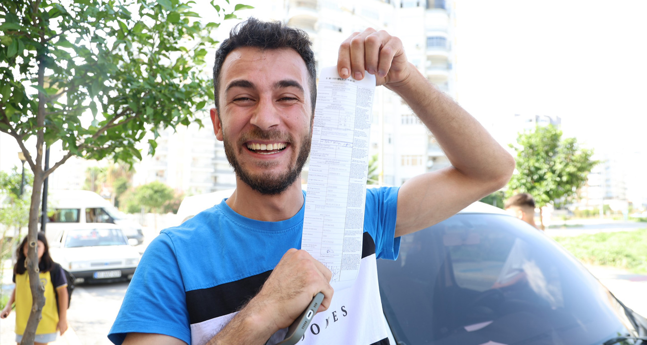 Ceza makbuzuyla hatıra fotoğrafı çektirdi