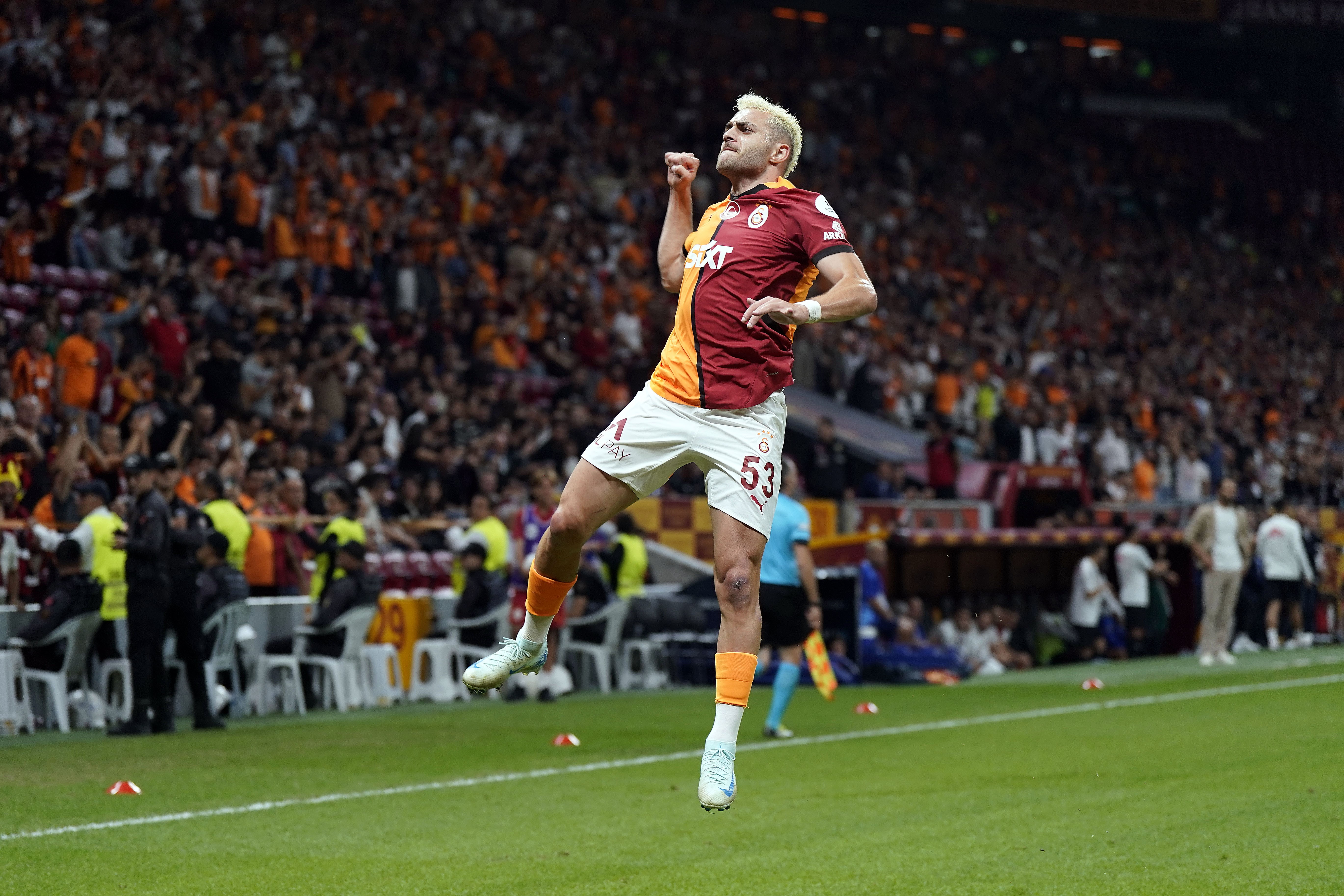 Derbi öncesi hata yapmadı! Galatasaray 3 puanı 3 golle aldı