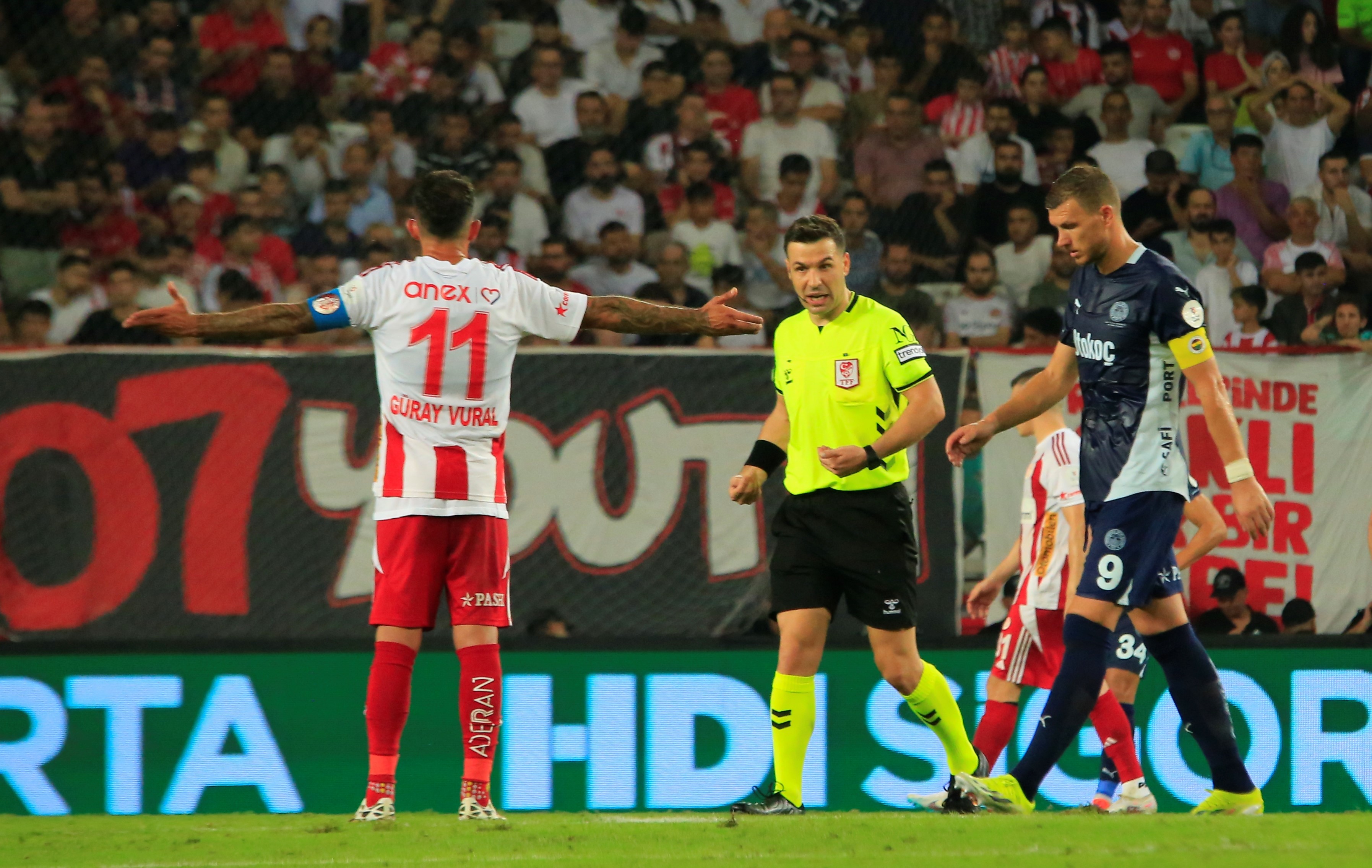 Perdeyi Tadic açtı! Fenerbahçe, Antalya'da fire vermedi