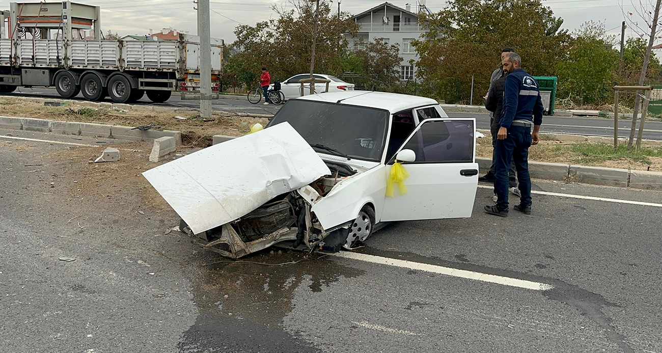 Kontrolden çıkan Tofaş hurdaya döndü: 1 yaralı