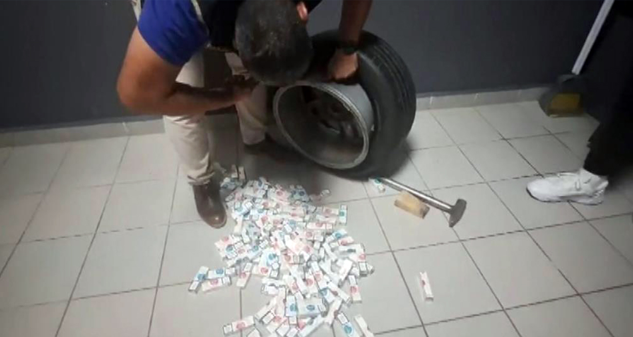 Kaçakçıların bu kurnazlığını polisler yutmadı: Lastik içinde kaçak sigara ve parfüm ele geçirildi