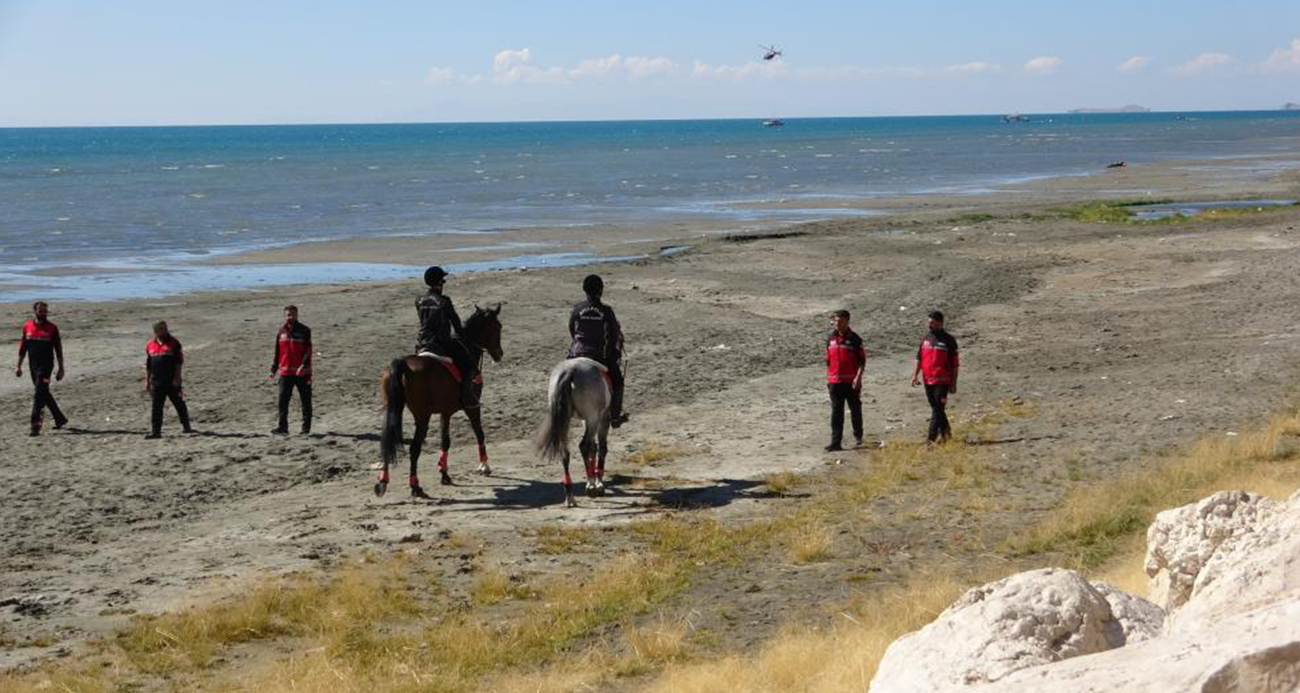 Van’da Rojin dört bir koldan aranıyor