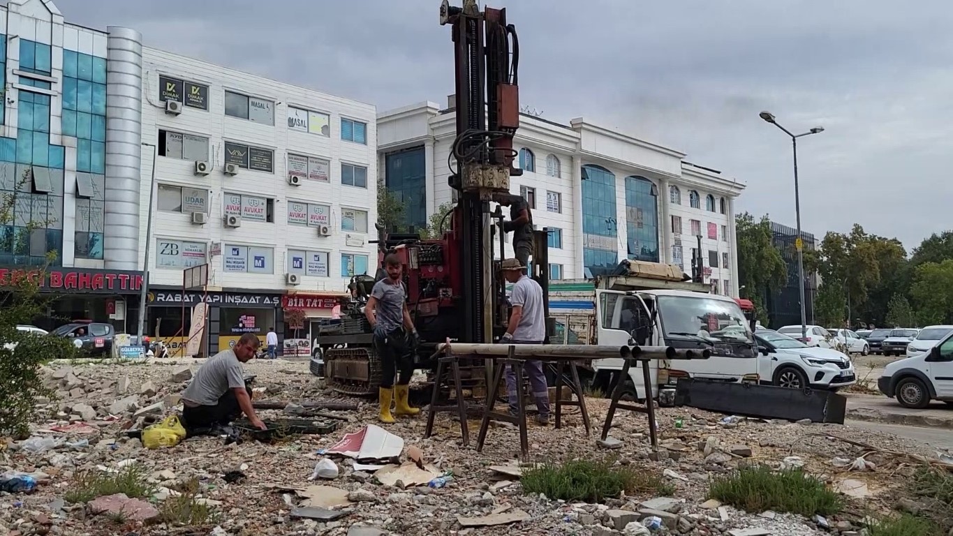 Adıyaman Meydan Projesinde zemin etüt çalışmaları başladı