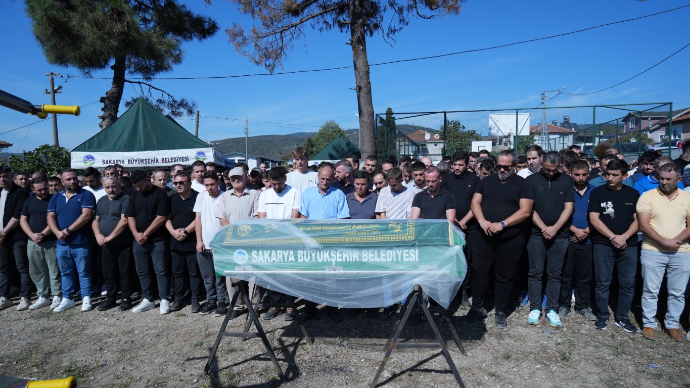 1 ay sonra evlenecekti: Gelinlik yerine kefen giydi