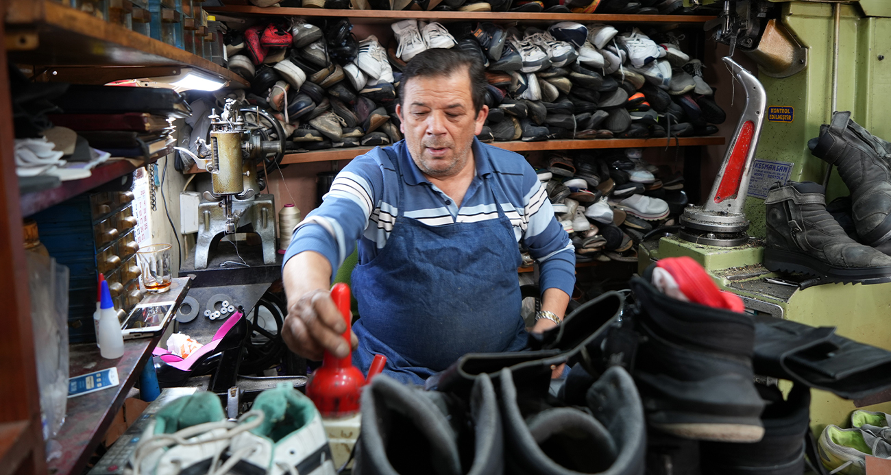 Artan fiyatlar ayakkabı tamircilerine yaradı