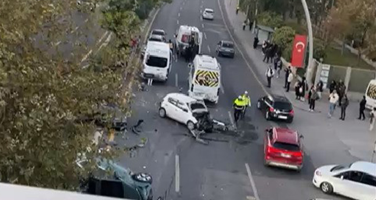 Ankara’da 8 araçlı zincirleme kaza: 1 yaralı