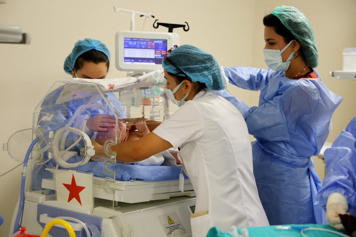 Adana Şehir Eğitim ve Araştırma Hastanesi Yenidoğan birimi, yüzde 100 doluluk ile çalışıyor